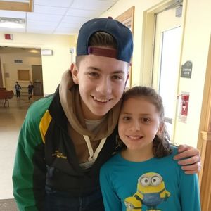 Meet your Posher, Hunter